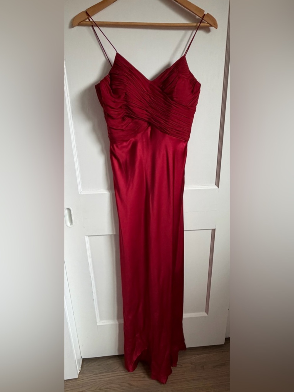 Scarlet Satin Ruched Spaghetti-Strap Formal Dress